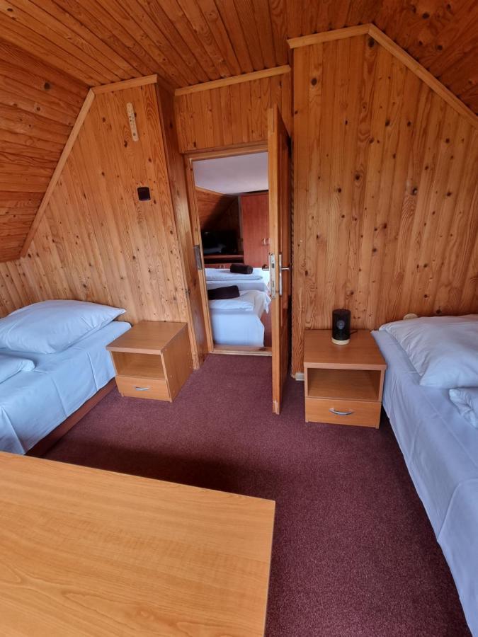 Holiday House Laura Žiar 外观 照片